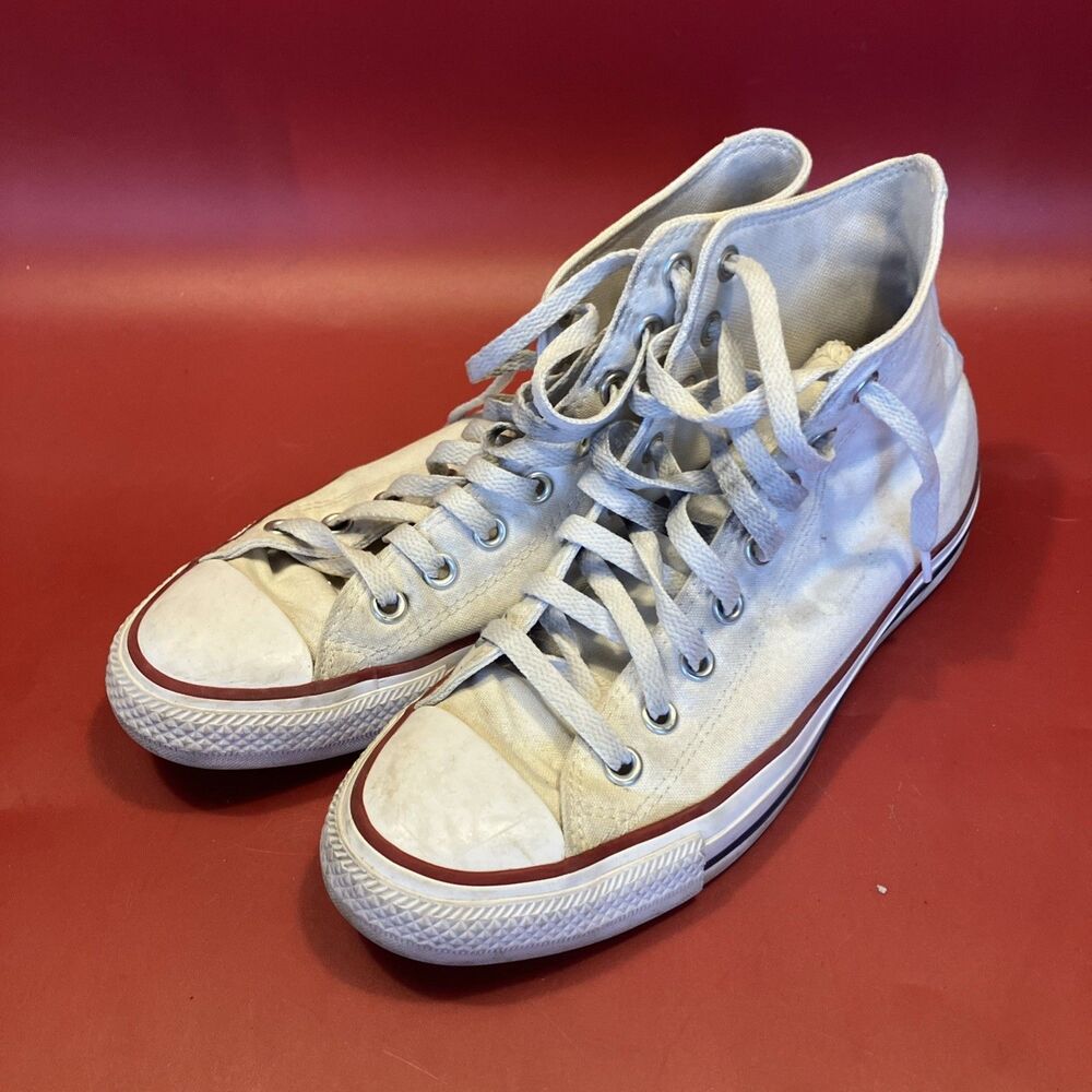 Converse Chuck Taylor All Stars Men’s 7 Women’s 9